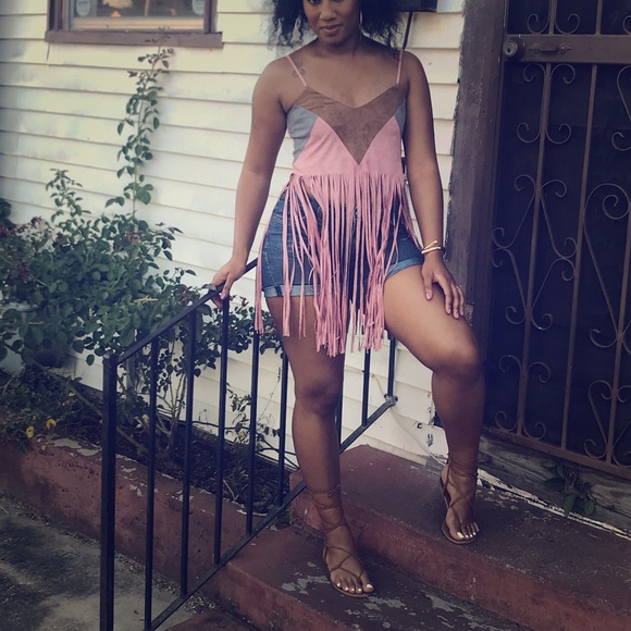 Pink shingle top! - Picture 1 of 3